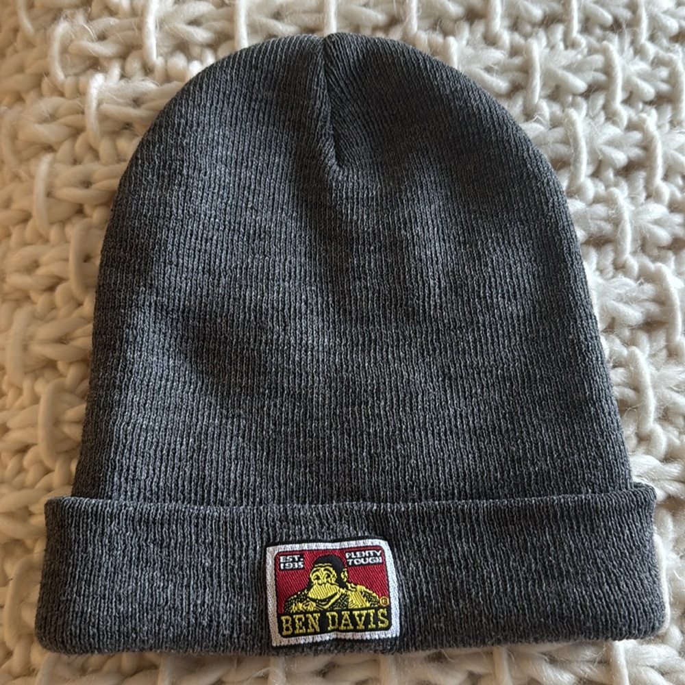 Ben Davis Gray Ribbed Knit Hat with Logo Patch